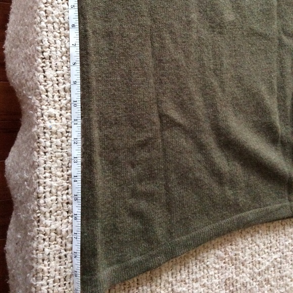 Men’s Dockers |Gorgeous Army/camouflage Green Sweater | Size M | Lambswool - Picture 7 of 9